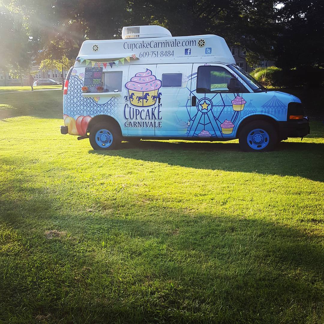 Gallery Cupcake Carnivale